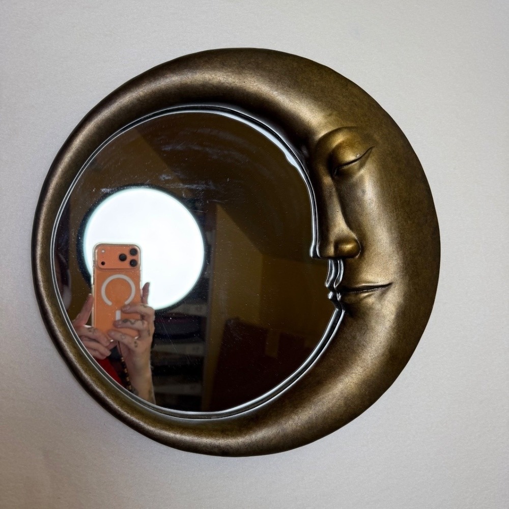 Vintage Celestial Gold Round Man in the Moon Face Accent Wall Mirror - Picture 1 of 8